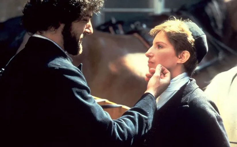 Audrey Hepburn, Yanina Zhaimo, Oleg Menshikov - adult actors who played teenagers Audrey Hepburn, Yanina Zhaimo, Oleg Menshikov - adult actors who played teenagers