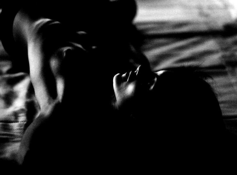 Auto-retratos Ri Rasmussen — sexual, intelectual, suelto