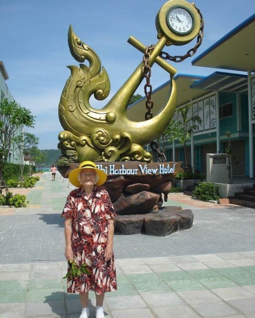 Baba Lena, who was walking alone: the story of 91-year-old adventurer from Krasnoyarsk Baba Lena, who was walking alone: the story of 91-year-old adventurer from Krasnoyarsk