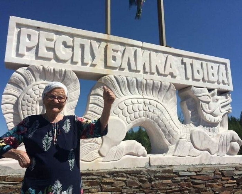 Baba Lena, who was walking alone: the story of 91-year-old adventurer from Krasnoyarsk Baba Lena, who was walking alone: the story of 91-year-old adventurer from Krasnoyarsk