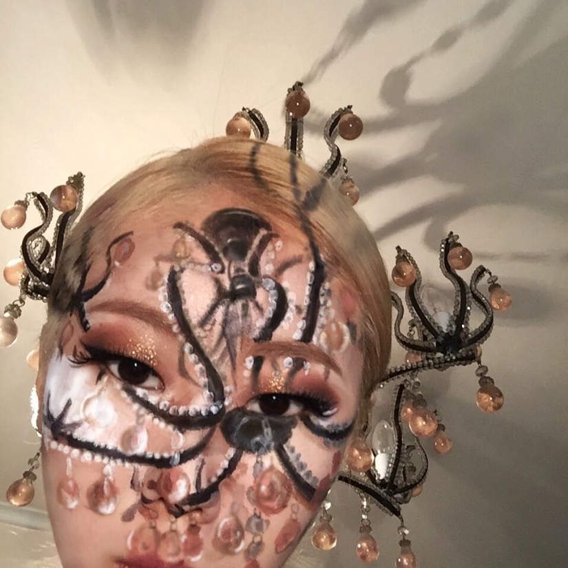 Beautiful chimeras: make-up artist from Korea blows up the brain with optical illusions of makeup