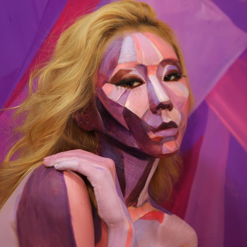 Beautiful chimeras: make-up artist from Korea blows up the brain with optical illusions of makeup