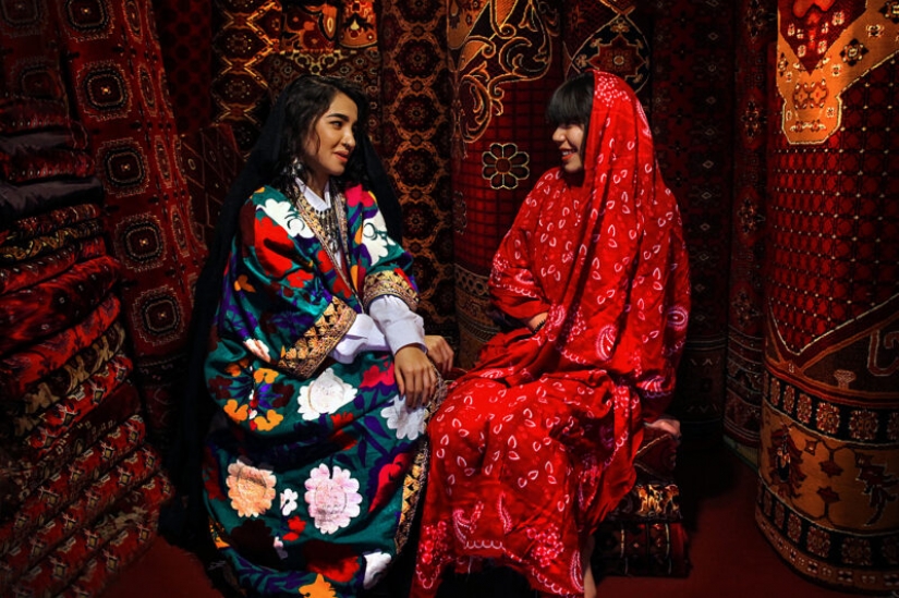 Beauty against war in the works of the photographer from Afghanistan Fatima Hossaini