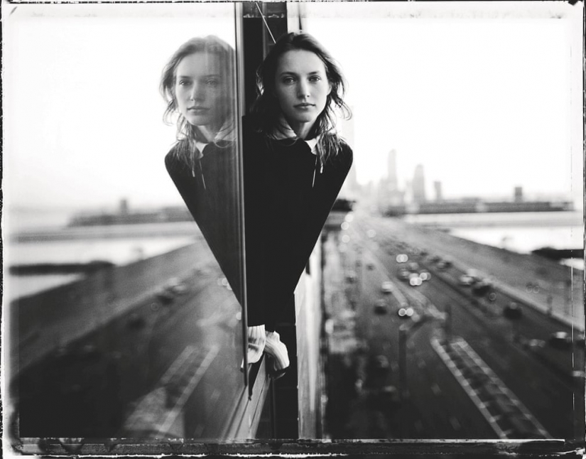 Between art and fashion: photographs from the collection of Carla Sozzani Between art and fashion: photographs from the collection of Carla Sozzani