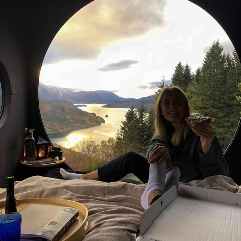 Bird boxes with views of the fjords and mountain ranges of Norway Bird boxes with views of the fjords and mountain ranges of Norway