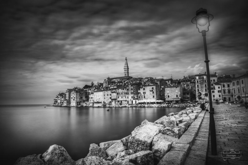 Black and white Europe in magical works of Roberto Pavic Black and white Europe in magical works of Roberto Pavic