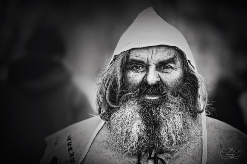 Black and white Europe in magical works of Roberto Pavic Black and white Europe in magical works of Roberto Pavic