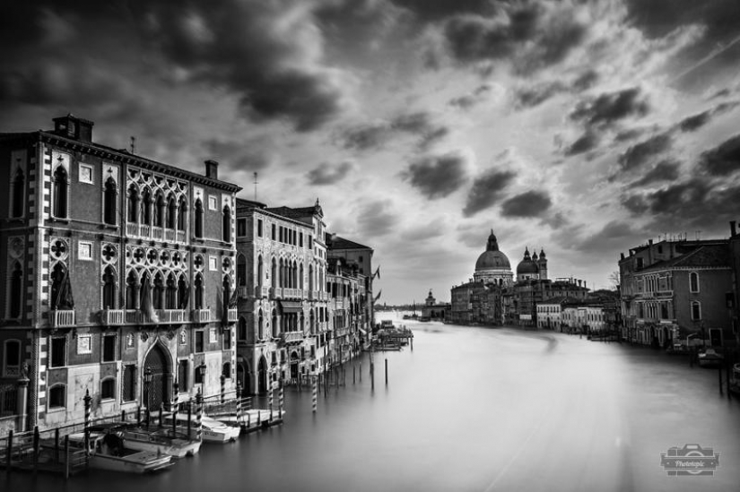Black and white Europe in magical works of Roberto Pavic Black and white Europe in magical works of Roberto Pavic