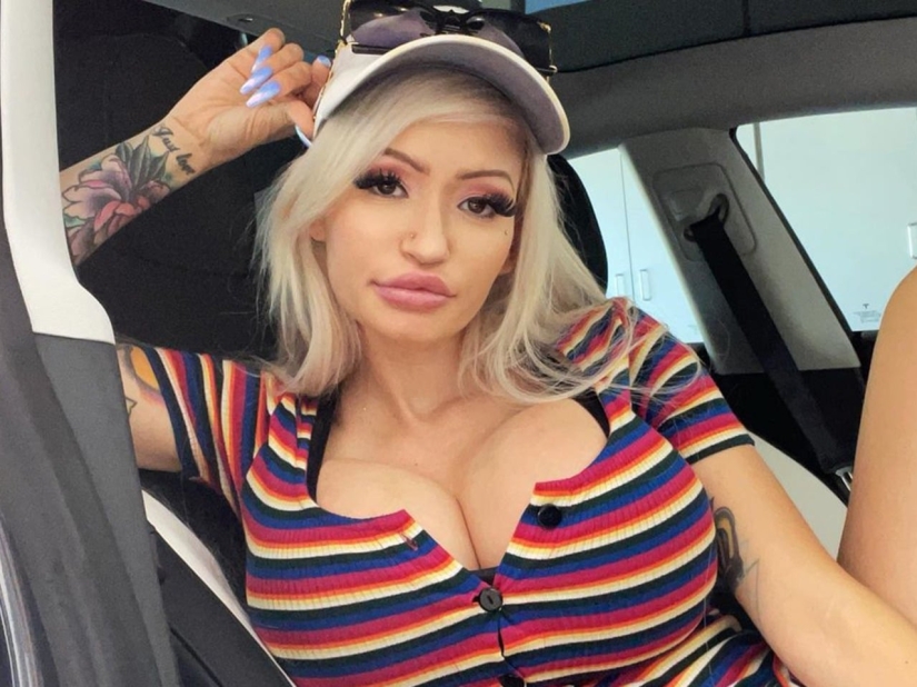 Blonde in a million: The beauty wiped everyone's nose, earning $ 2 million on OnlyFans