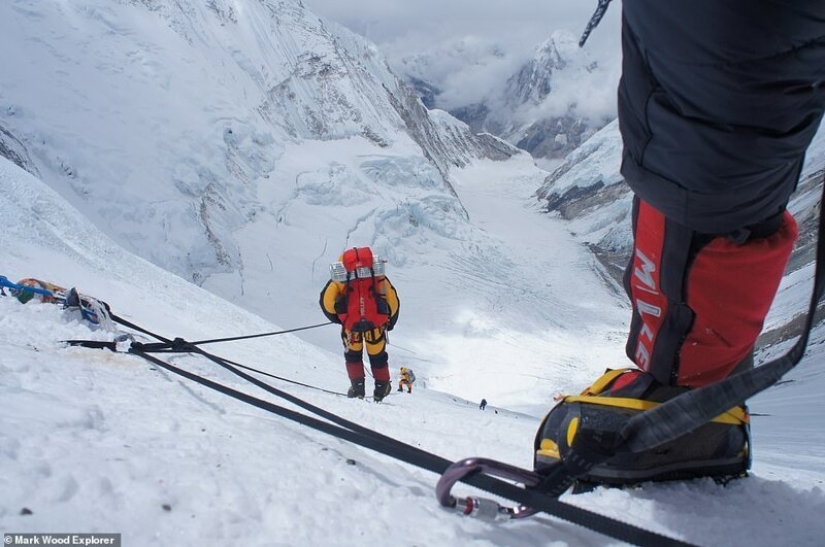 Bombero dejar mi trabajo y fueron a los extremos de viaje al polo Norte, y la cordillera del Himalaya