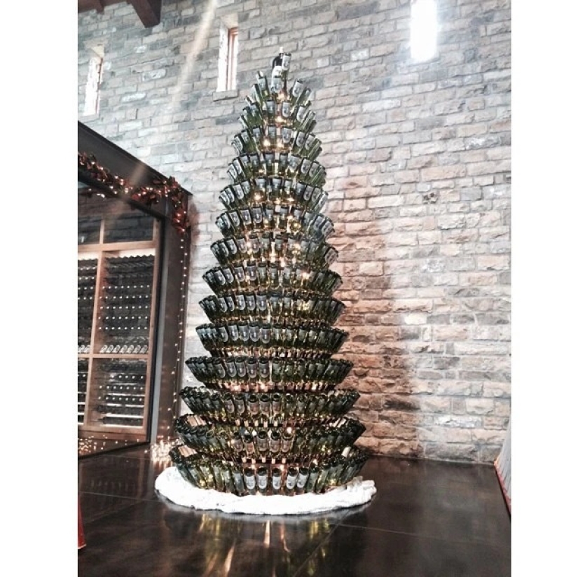 British Housewives collect bottles to make them a Christmas tree