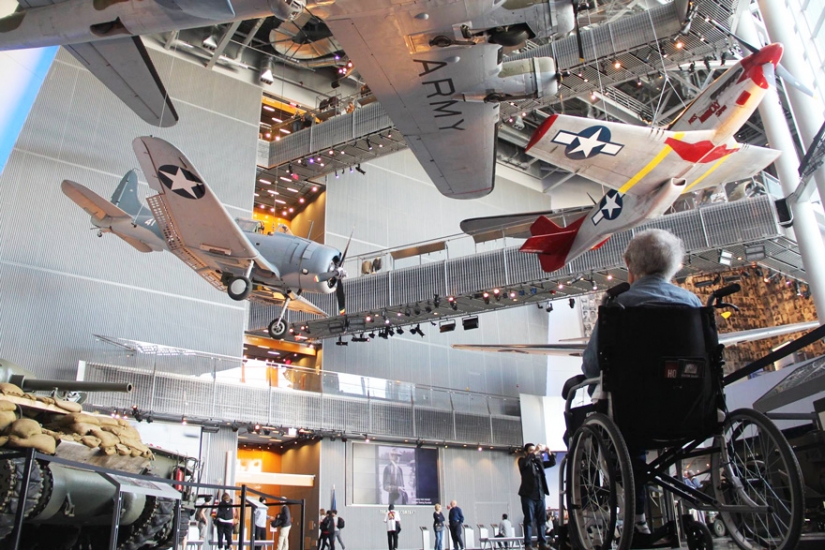 Cancer patient 90-year-old American went on a trip instead of treatment