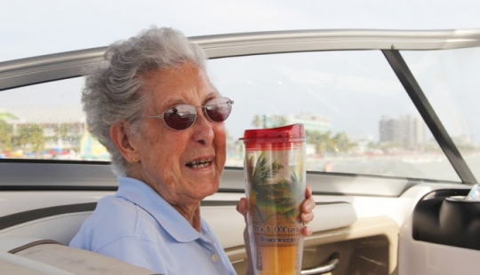 Cancer patient 90-year-old American went on a trip instead of treatment
