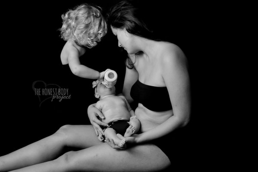 Candid photo project: how to actually look women after childbirth