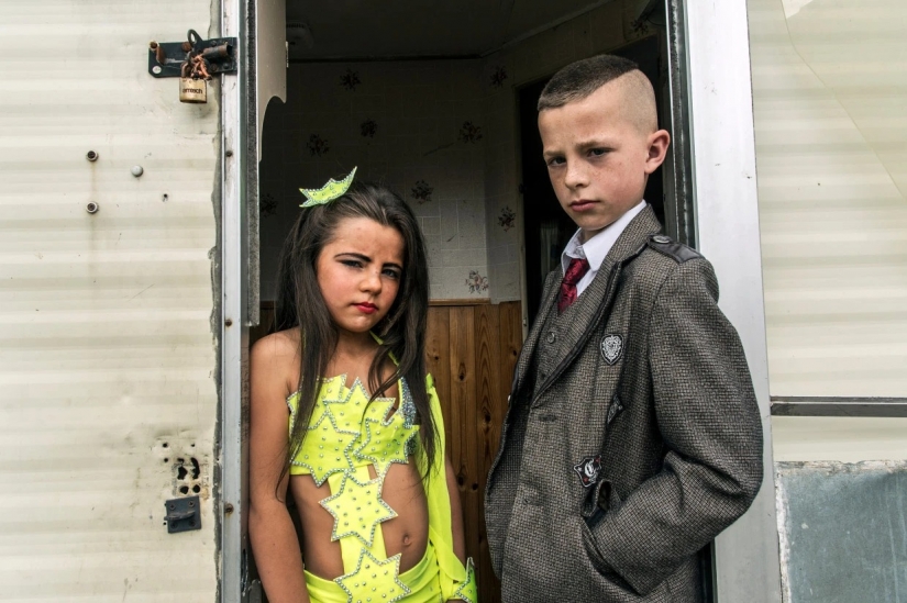 Caravan: The Secret Life of Irish Gypsies in Joseph Philip Bevillard's poignant photographs