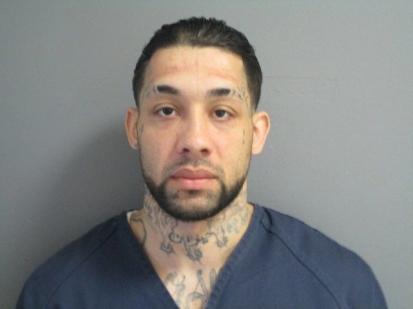 Casarse con la Bestia: ¿por qué los Británicos decidieron convertirse en la esposa de los crueles asesinos de los estados UNIDOS Casarse con la Bestia: ¿por qué los Británicos decidieron convertirse en la esposa de los crueles asesinos de los estados UNIDOS