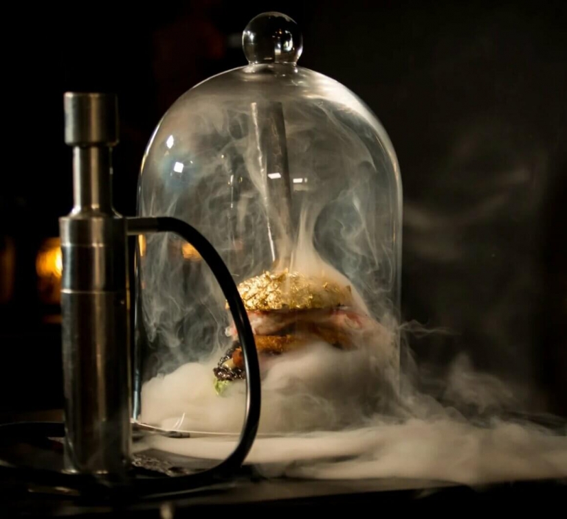 Caviar de oro y beluga: los holandeses han preparado la hamburguesa más cara del mundo