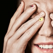 Chicos con uñas pintadas: ¿una nueva tendencia o una tradición?