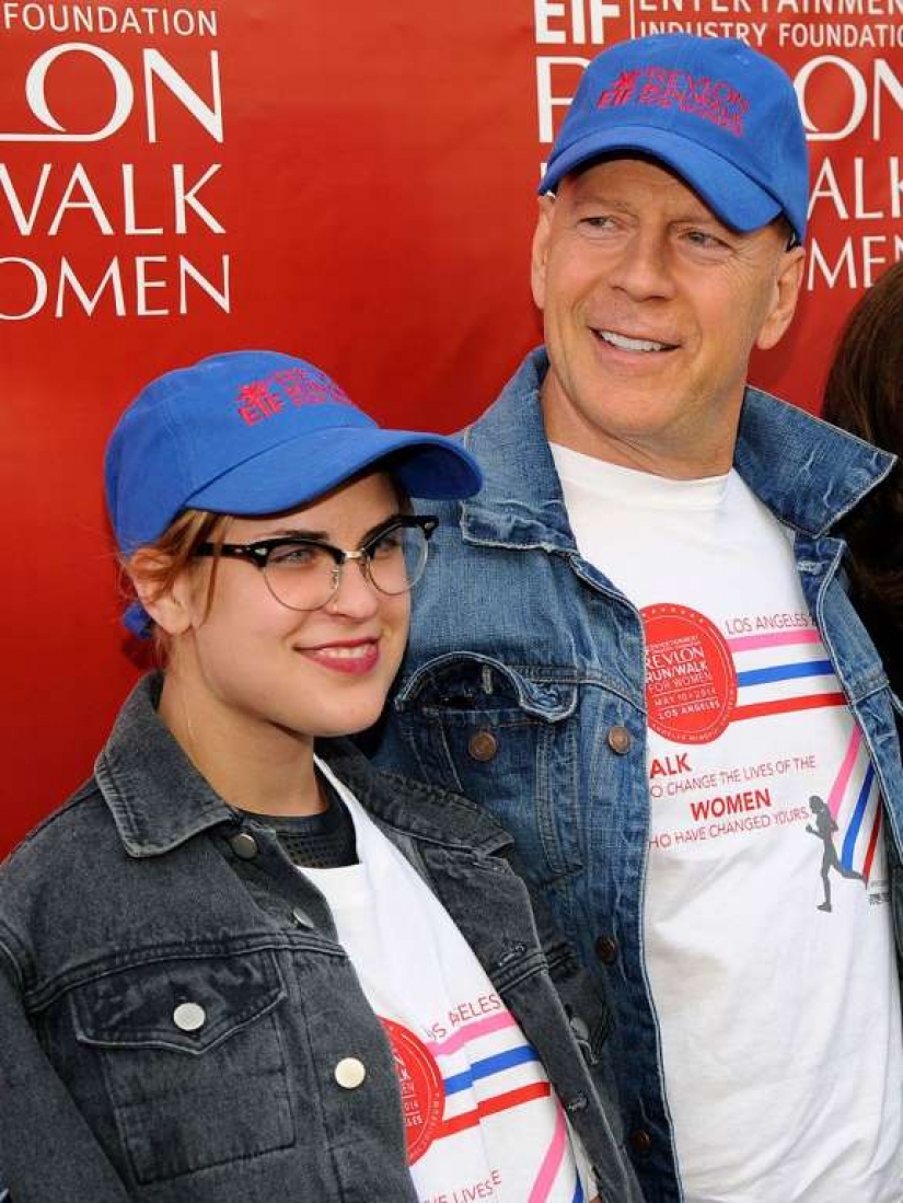 Children of stars: guess who their famous parents are