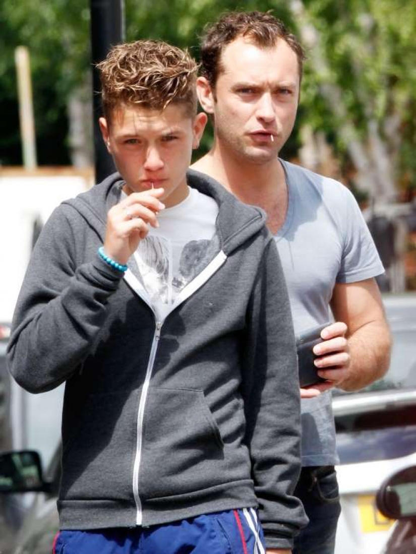 Children of stars: guess who their famous parents are