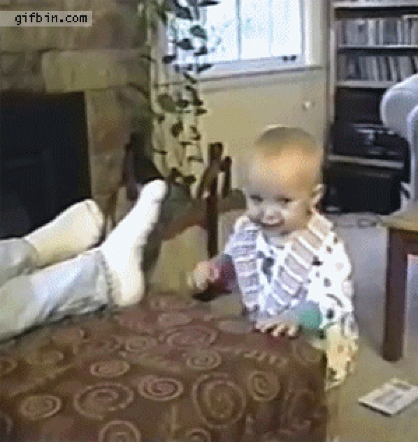 Children who can't believe his eyes Children who can't believe his eyes