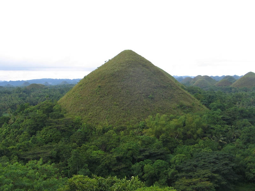 Chocolate Hills of Bohol Island Chocolate Hills of Bohol Island