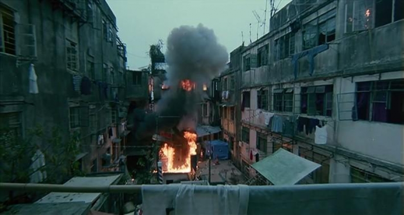 City of Darkness: The Amazing Fate of Kowloon Fortress City