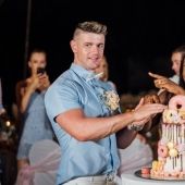 Clean divorce: a British woman left her husband due to the fact that he asked her to get out more often