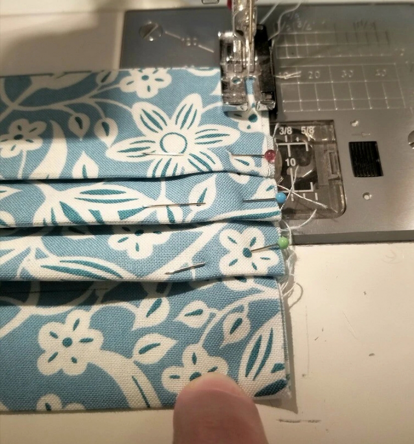 Cómo coser una máscara médica con sus propias manos Cómo coser una máscara médica con sus propias manos