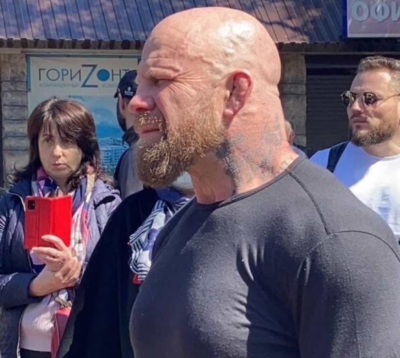 Cómo el ruso Jeff Monson fue "arrojado" a un apartamento Cómo el ruso Jeff Monson fue "arrojado" a un apartamento