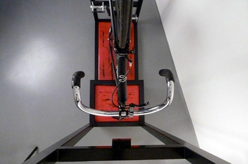 Cómo guardar una bicicleta en casa