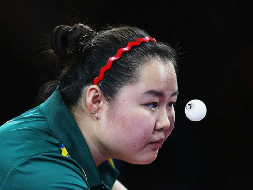 Cómo Los Jugadores de Ping Pong Se Convierten en Ruedas de bolas de Plástico