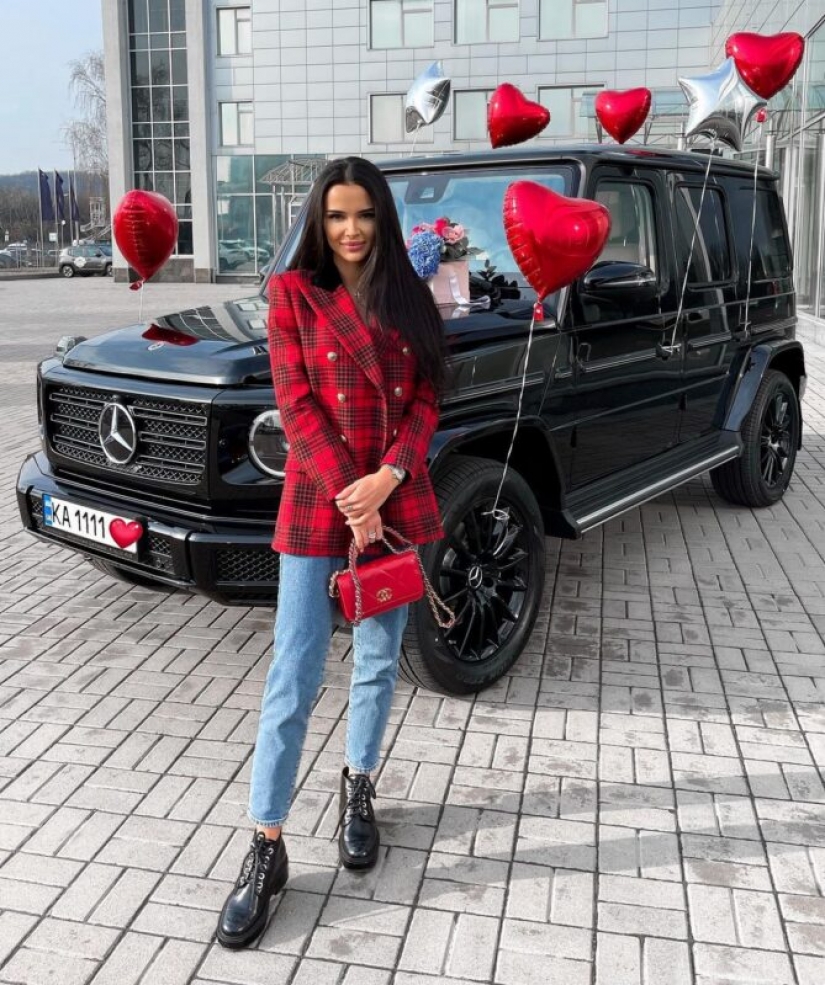 ¿Cómo vive y gana la chica escort más cara en Rusia y Ucrania?