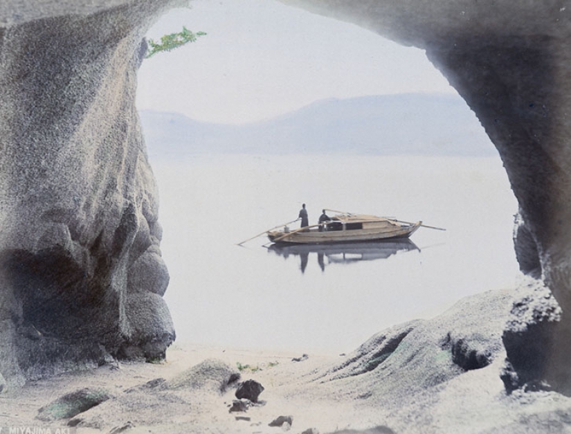 Colors of Japan XIX century through the eyes of American photographer