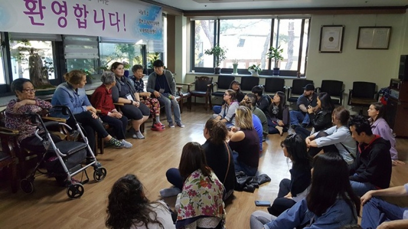 "Comfort Woman": the terrible story of a Korean woman who got into a brothel for the Japanese in World War II