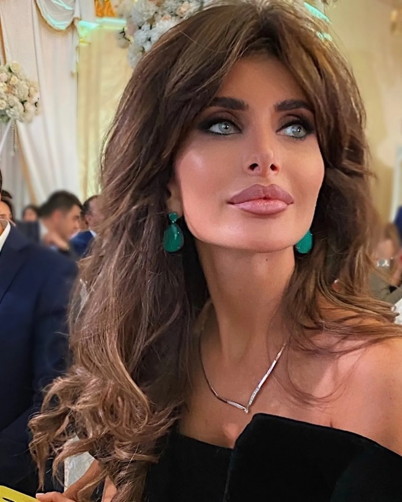 Copia de Irina Shayk y Angelina Jolie: la mirada al Este, instabuy