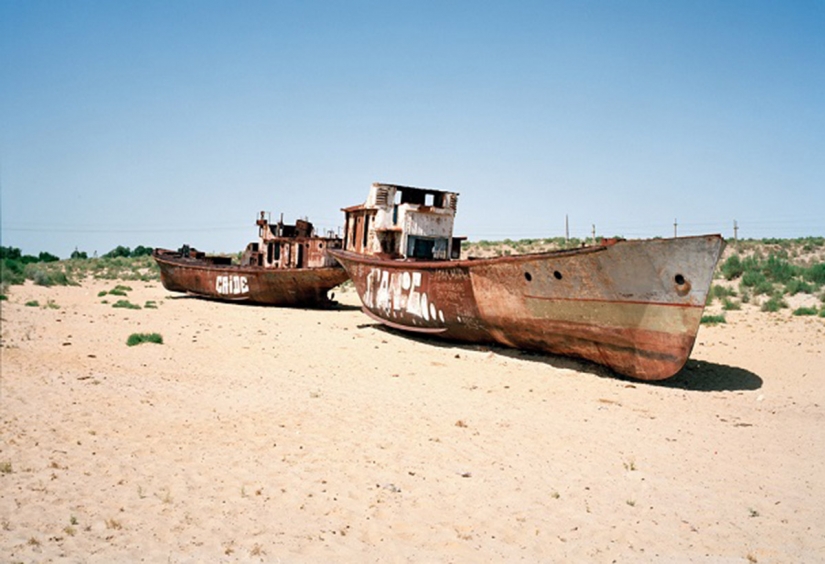 Cotton and wilderness: images of British photographer, a charmed Uzbekistan