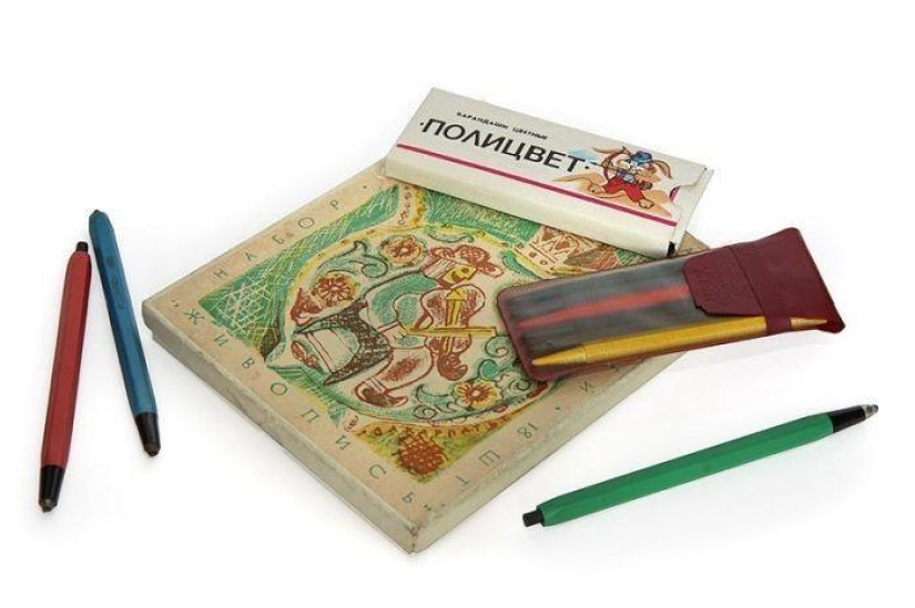 ¿Cuáles eran los útiles escolares en la Unión Soviética