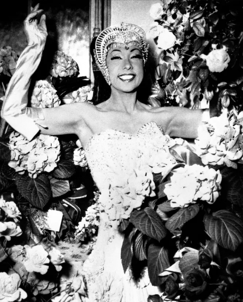 Danced naked and died gay: The Life story of Josephine Baker Danced naked and died gay: The Life story of Josephine Baker