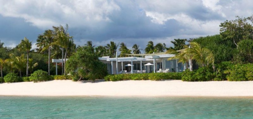 Day in the most expensive hotel in the world will cost 100 thousand dollars. Guests will get for the money?