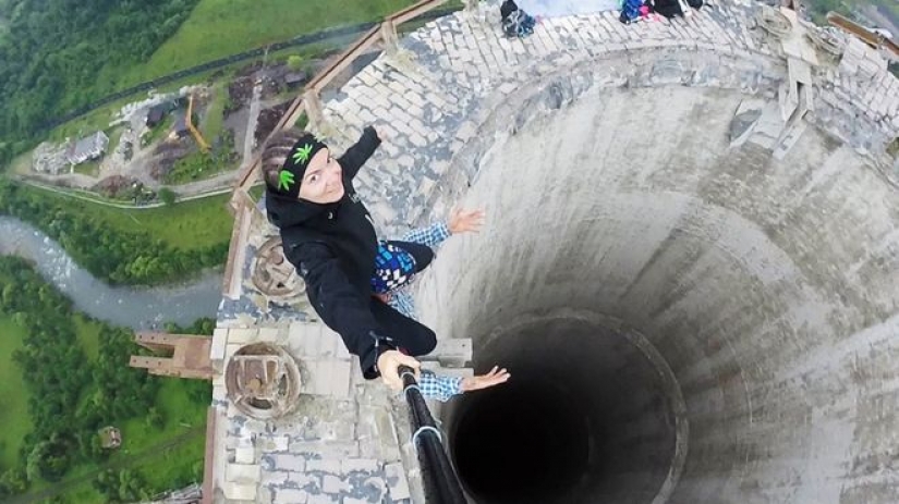 Deadly photos: In six years, 259 people have died trying to take a beautiful selfie