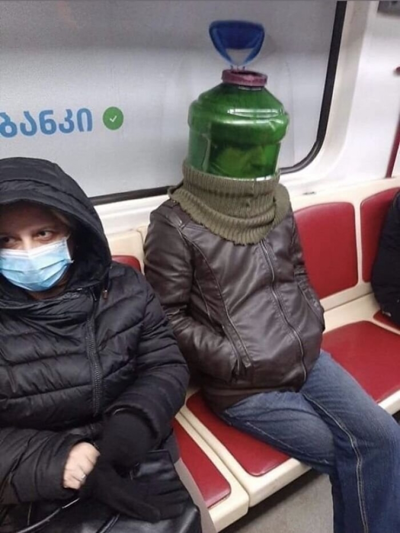 Defend ourselves as best we can: destructive and ludicrous methods of protection against coronavirus