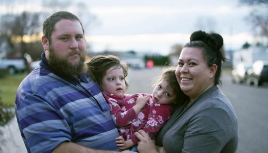 Difícil elección: los padres de los Estados Unidos tienen miedo de tomar una decisión sobre la separación de los gemelos siameses Difícil elección: los padres de los Estados Unidos tienen miedo de tomar una decisión sobre la separación de los gemelos siameses