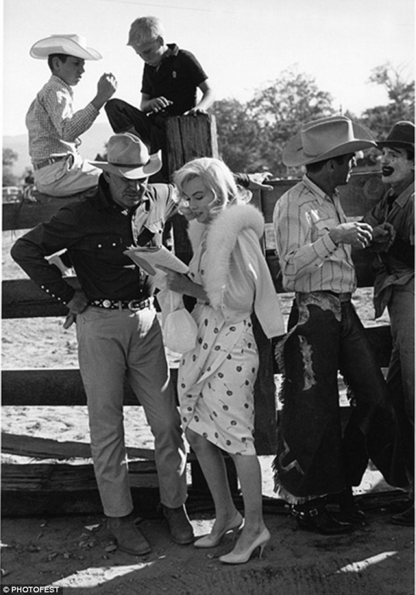 Discovered rare scene with Nude Marilyn Monroe, who was thought destroyed long ago