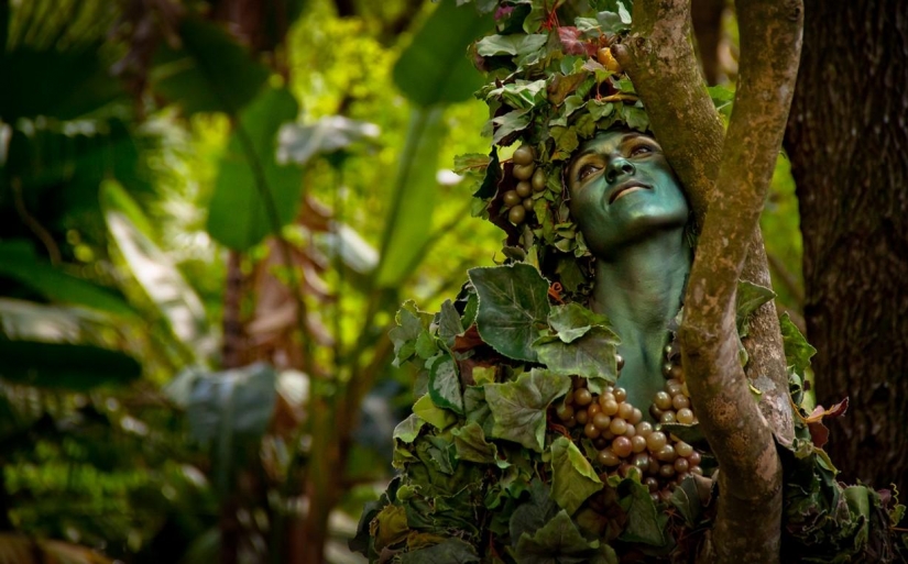 Disneyland es un mundo mágico donde los adultos se convierten en niños