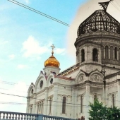 Dos Moscú en un marco