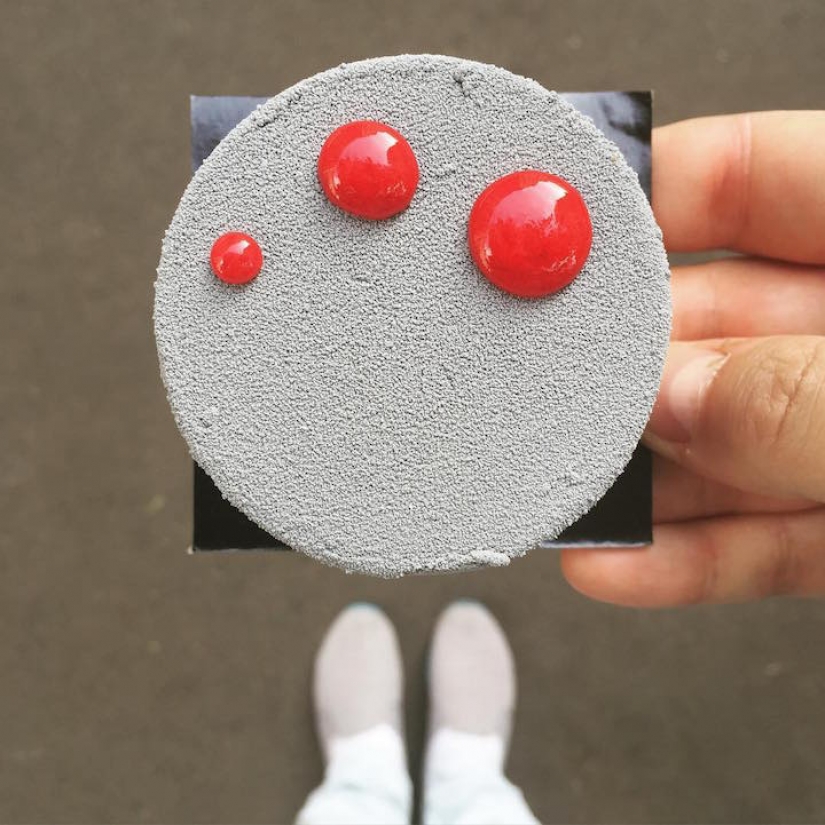 Eclair as art: desserts and shoes on Tal Spiegel's Instagram