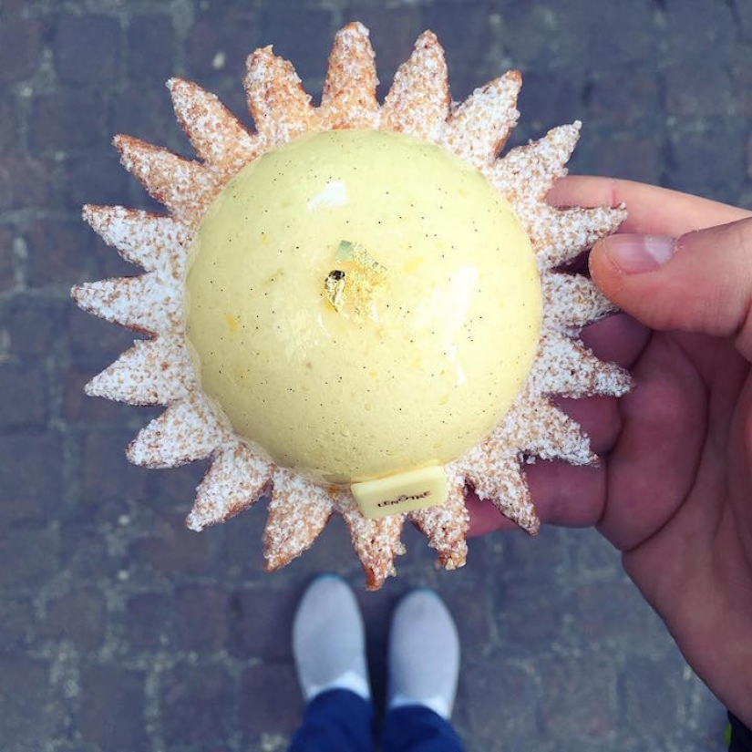 Eclair como arte: postres y zapatos en el Instagram de Tal Spiegel