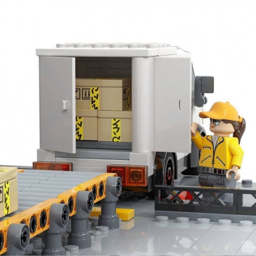 El artista Artem Bizyaev ha creado un nuevo diseñador para la marca OLEG