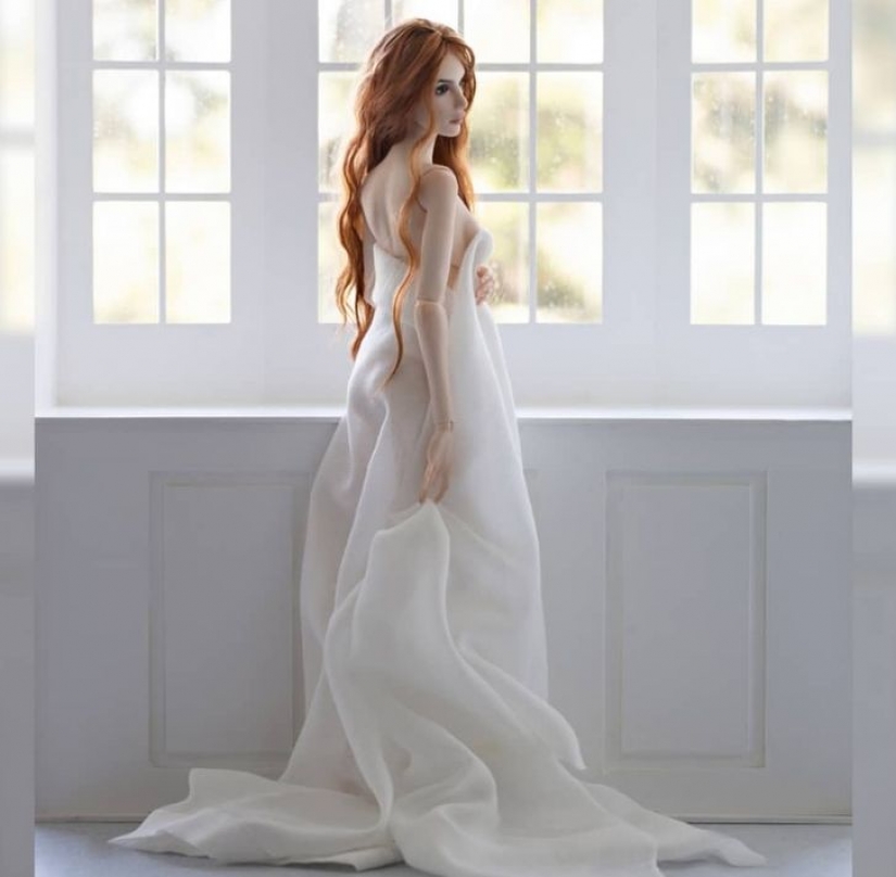 El artista crea muñecos que parecen tan reales que realmente esperamos a que digan: "¡Hola!"